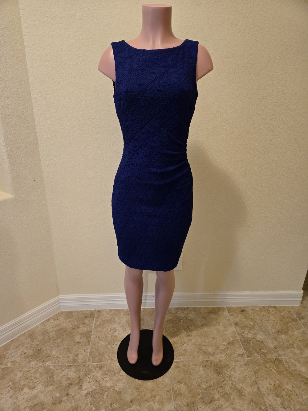 Cache Navy Textured Sleeveless Midi Dress